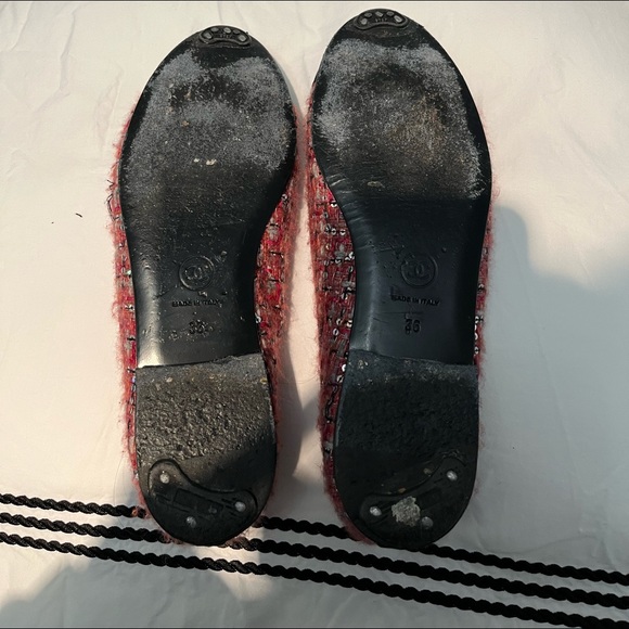 Chanel flats in great condition - Picture 2 of 3